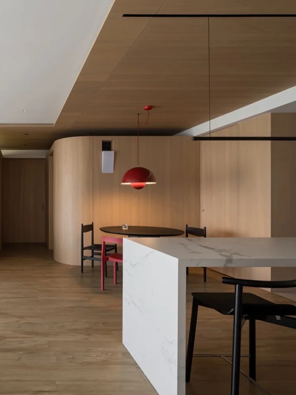 การใช้งานแผงคริสตัลคาร์บอน NECOWOOD